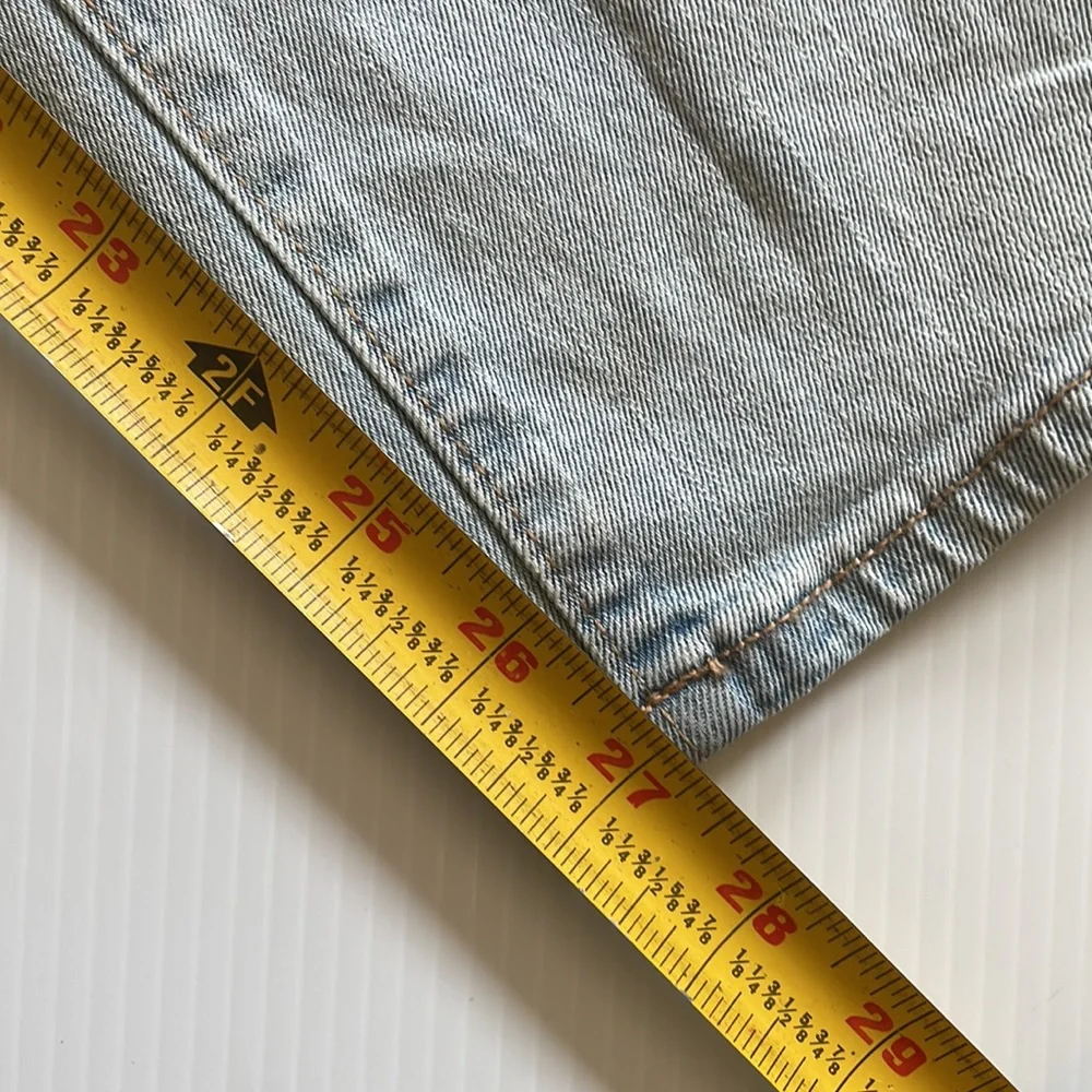 Old Navy light wash skinny Jean with built in flex. Size 14